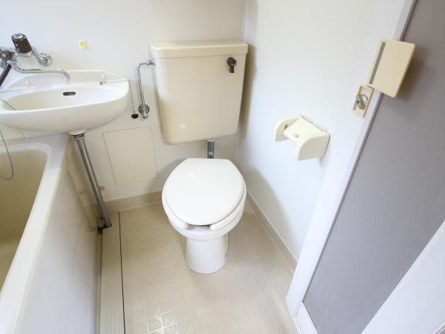  近鉄橿原線/九条駅 徒歩18分 2階 築37年