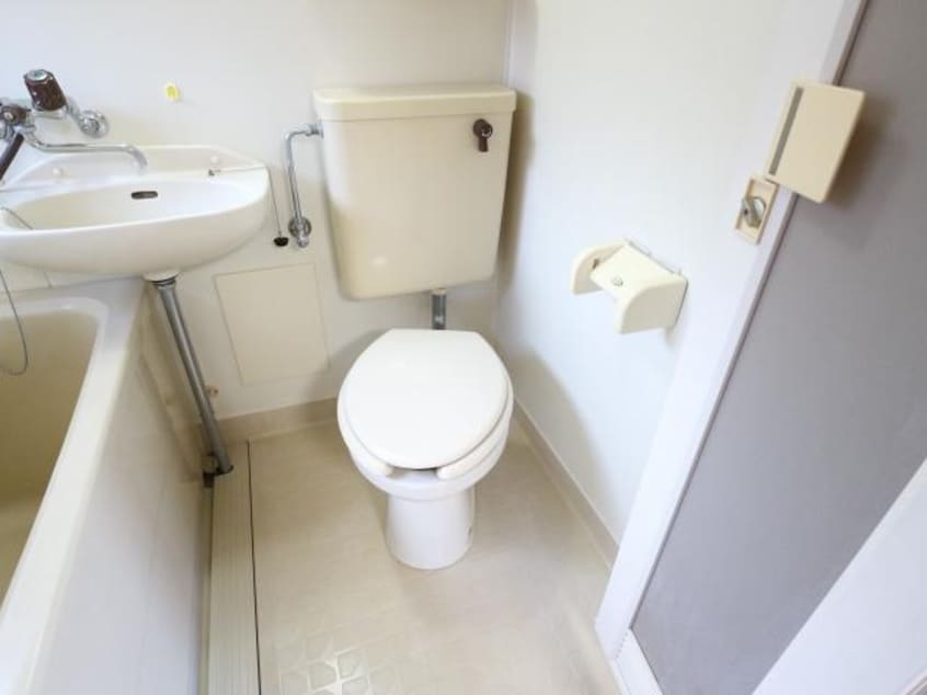  近鉄橿原線/九条駅 徒歩18分 2階 築37年