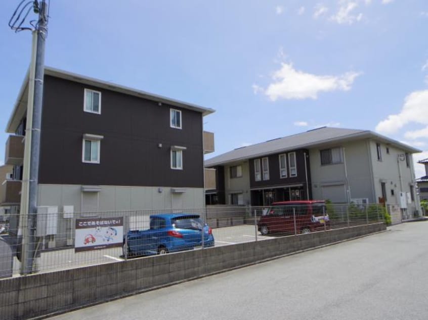  近鉄橿原線/九条駅 徒歩8分 1階 築15年