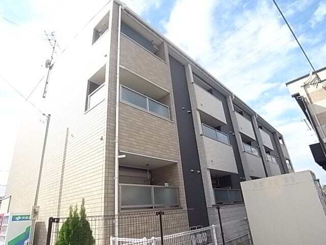  大和路線・関西本線/大和小泉駅 徒歩3分 3階 築14年