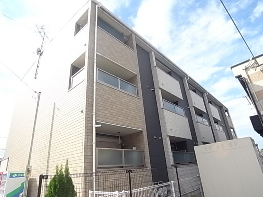  大和路線・関西本線/大和小泉駅 徒歩3分 3階 築14年