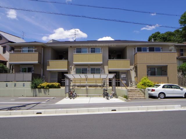  近鉄橿原線/近鉄郡山駅 徒歩17分 2階 築14年