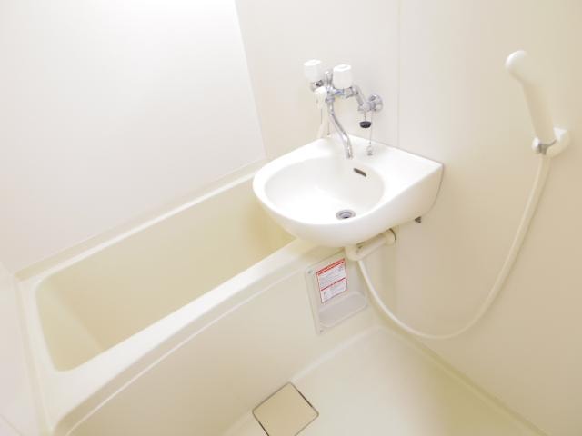  大和路線・関西本線/大和小泉駅 徒歩5分 1階 築27年