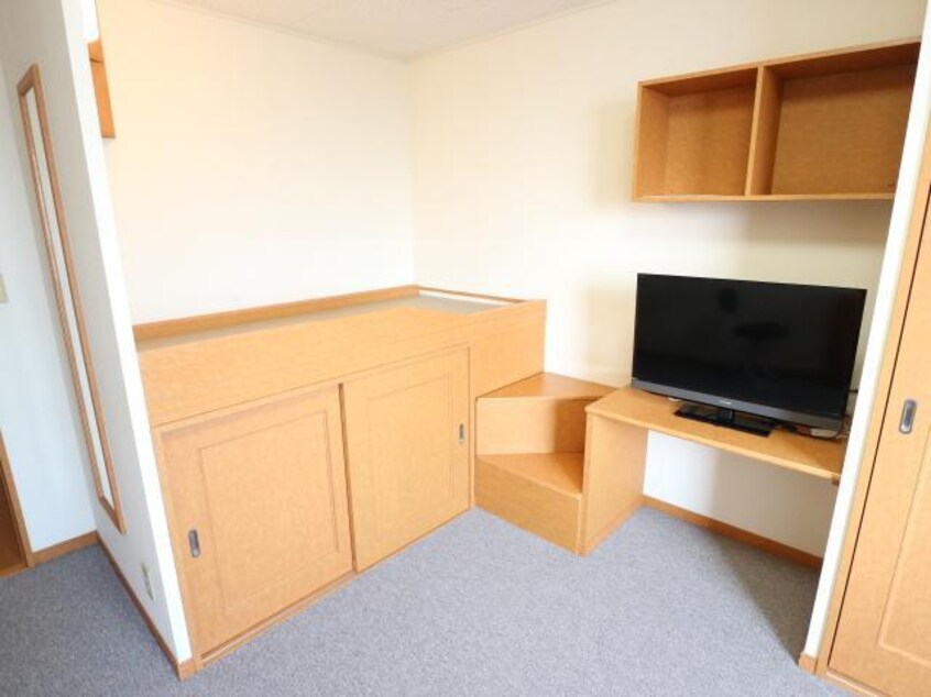  大和路線・関西本線/大和小泉駅 バス15分新町下車:停歩3分 1階 築23年