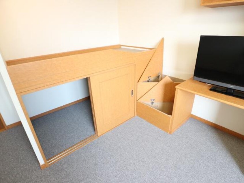  大和路線・関西本線/大和小泉駅 バス15分新町下車:停歩3分 1階 築23年