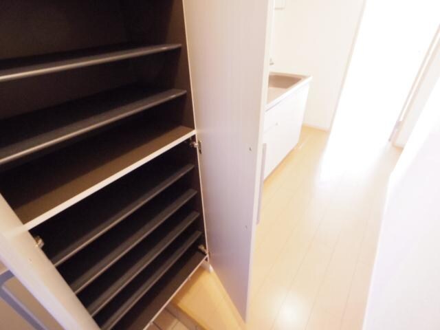  大和路線・関西本線/大和小泉駅 徒歩4分 1階 築14年