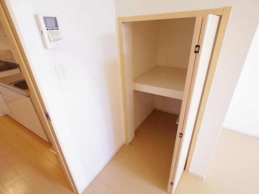  大和路線・関西本線/大和小泉駅 徒歩4分 1階 築14年