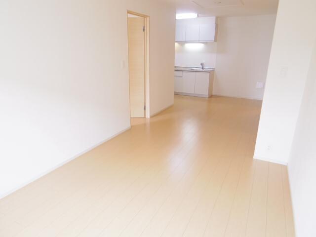  近鉄橿原線/平端駅 徒歩10分 1階 築12年