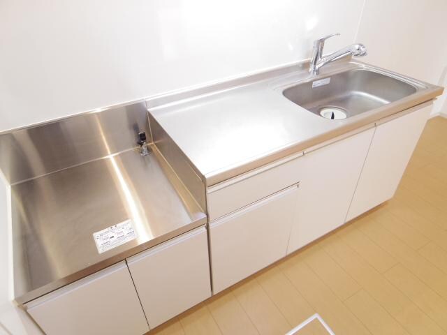  近鉄橿原線/平端駅 徒歩10分 1階 築12年