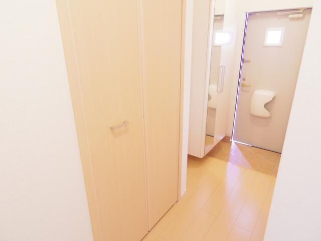  近鉄橿原線/平端駅 徒歩10分 1階 築12年