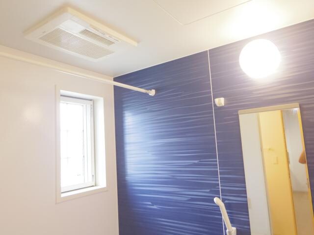  近鉄橿原線/平端駅 徒歩10分 1階 築12年