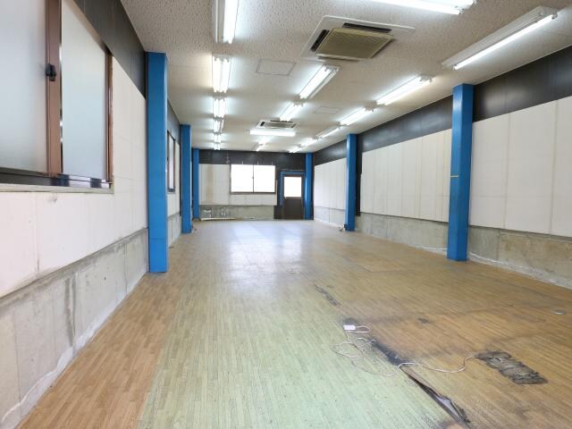  大和路線・関西本線/郡山駅 徒歩2分 1階 築33年