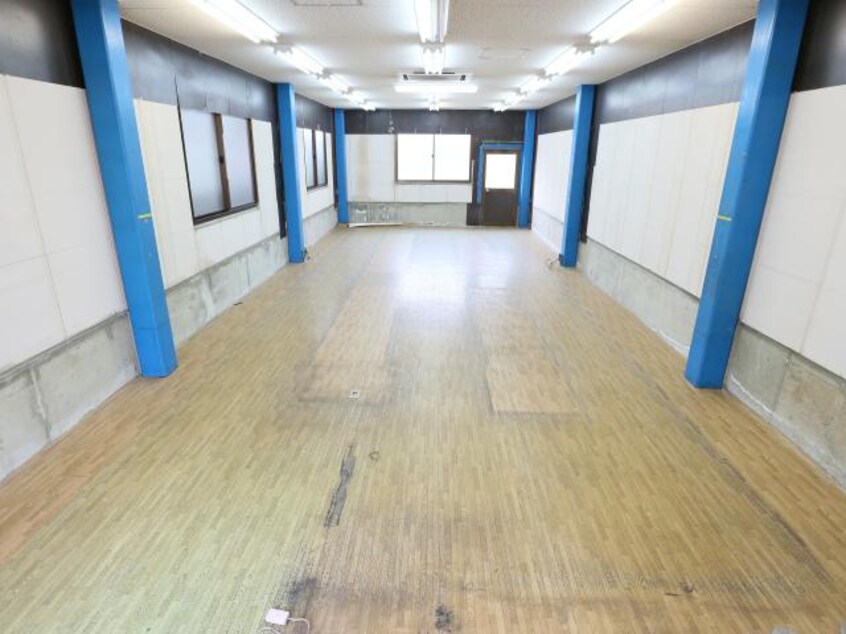  大和路線・関西本線/郡山駅 徒歩2分 1階 築33年