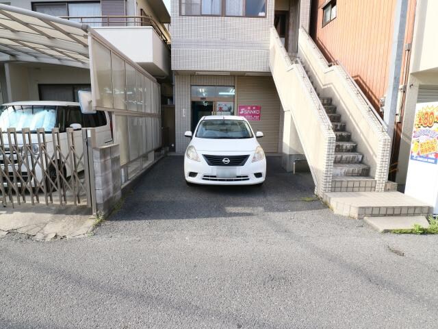  大和路線・関西本線/郡山駅 徒歩2分 1階 築33年