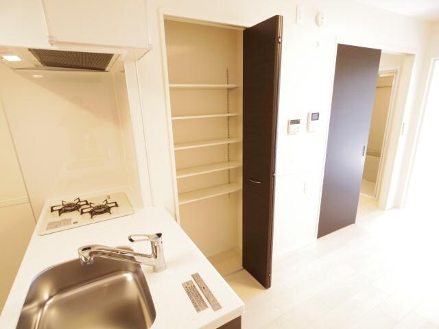  大和路線・関西本線/大和小泉駅 徒歩3分 1階 築9年