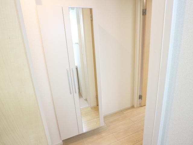 同型反転モデル写真 近鉄橿原線/筒井駅 徒歩8分 1階 築9年