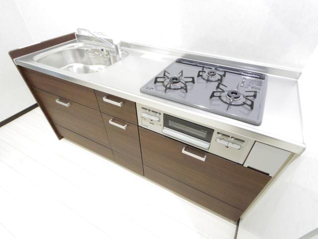  近鉄橿原線/近鉄郡山駅 徒歩5分 1階 築8年