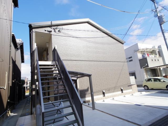  近鉄橿原線/近鉄郡山駅 徒歩5分 1階 築8年