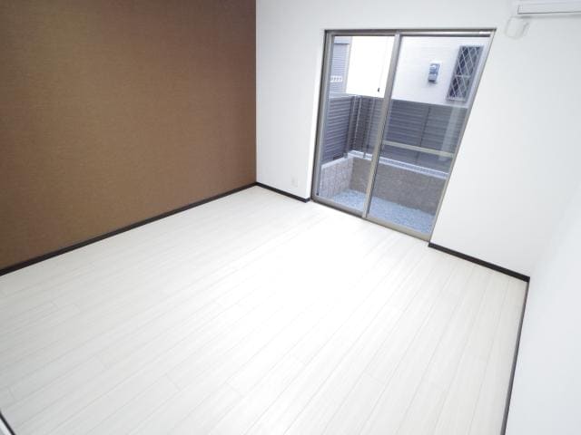  近鉄橿原線/近鉄郡山駅 徒歩5分 1階 築8年