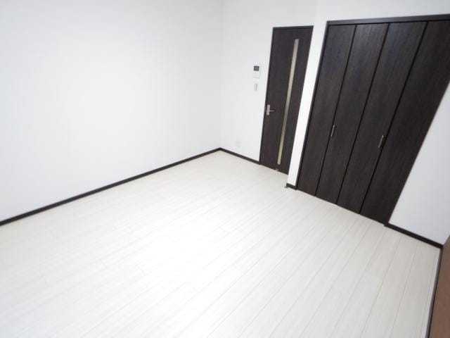  近鉄橿原線/近鉄郡山駅 徒歩5分 1階 築8年