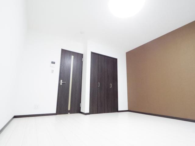  近鉄橿原線/近鉄郡山駅 徒歩5分 1階 築8年