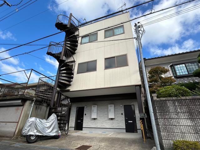  近鉄橿原線/近鉄郡山駅 徒歩7分 3階 築38年