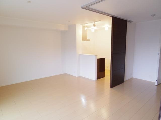  大和路線・関西本線/郡山駅 徒歩5分 1階 築6年