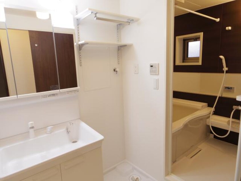  大和路線・関西本線/郡山駅 徒歩5分 1階 築6年