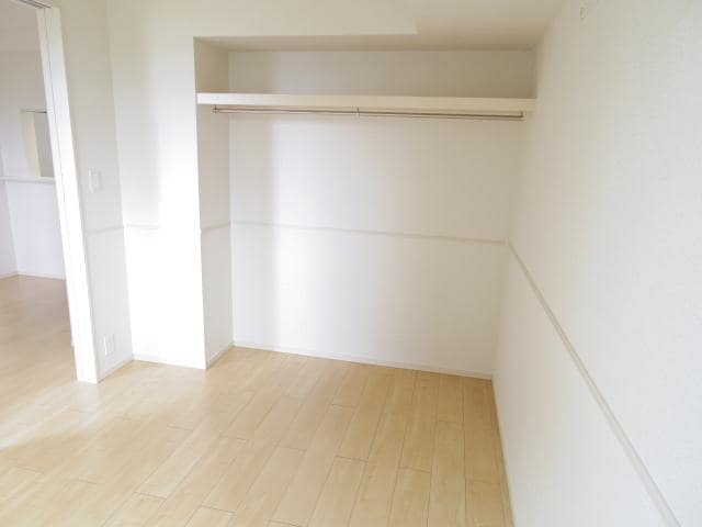  近鉄橿原線/平端駅 徒歩16分 2階 築5年