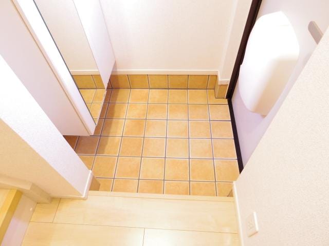  近鉄橿原線/平端駅 徒歩16分 2階 築5年