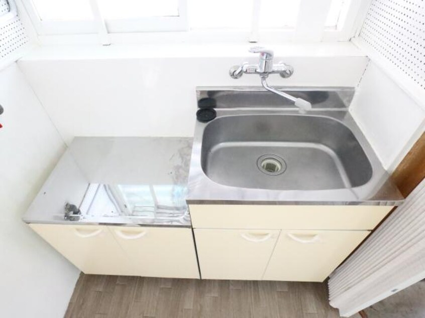  大和路線・関西本線/大和小泉駅 徒歩14分 1-2階 築57年