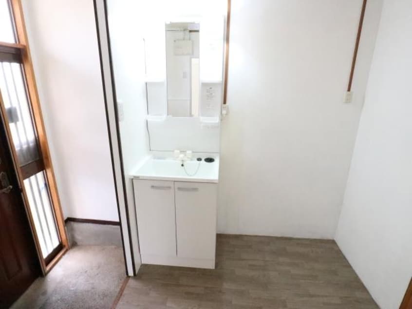  大和路線・関西本線/大和小泉駅 徒歩14分 1-2階 築57年