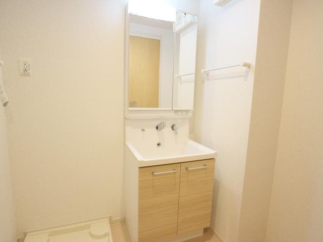  近鉄橿原線/九条駅 徒歩5分 3階 築4年