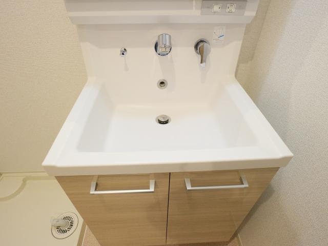  近鉄橿原線/九条駅 徒歩5分 3階 築4年