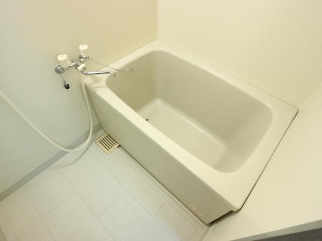  近鉄橿原線/平端駅 徒歩4分 1-2階 築25年