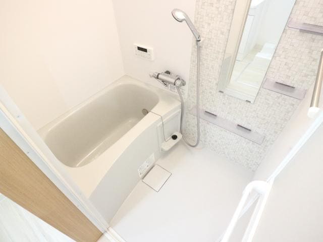 同系モデル写真 近鉄橿原線/近鉄郡山駅 徒歩5分 1階 築3年