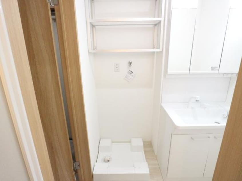 同系モデル写真 近鉄橿原線/近鉄郡山駅 徒歩5分 1階 築3年