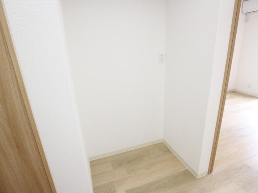 同系モデル写真 近鉄橿原線/近鉄郡山駅 徒歩5分 1階 築3年