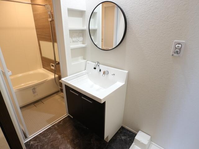  近鉄橿原線/近鉄郡山駅 徒歩5分 2階 築1年