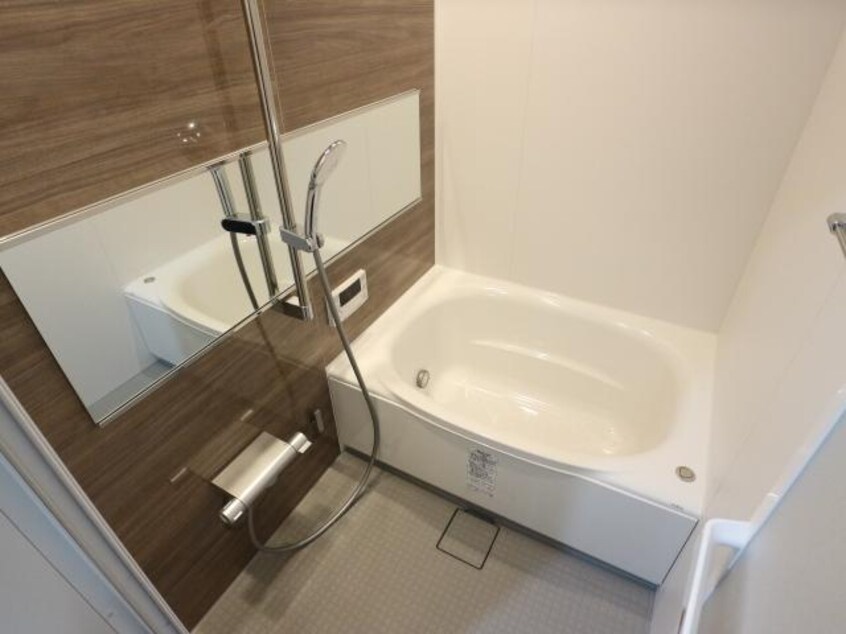  近鉄橿原線/近鉄郡山駅 徒歩5分 2階 築1年