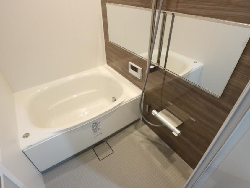  近鉄橿原線/近鉄郡山駅 徒歩5分 2階 築1年