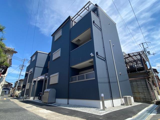  近鉄橿原線/近鉄郡山駅 徒歩4分 1階 築1年