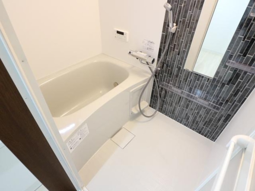  近鉄橿原線/近鉄郡山駅 徒歩8分 3階 築1年