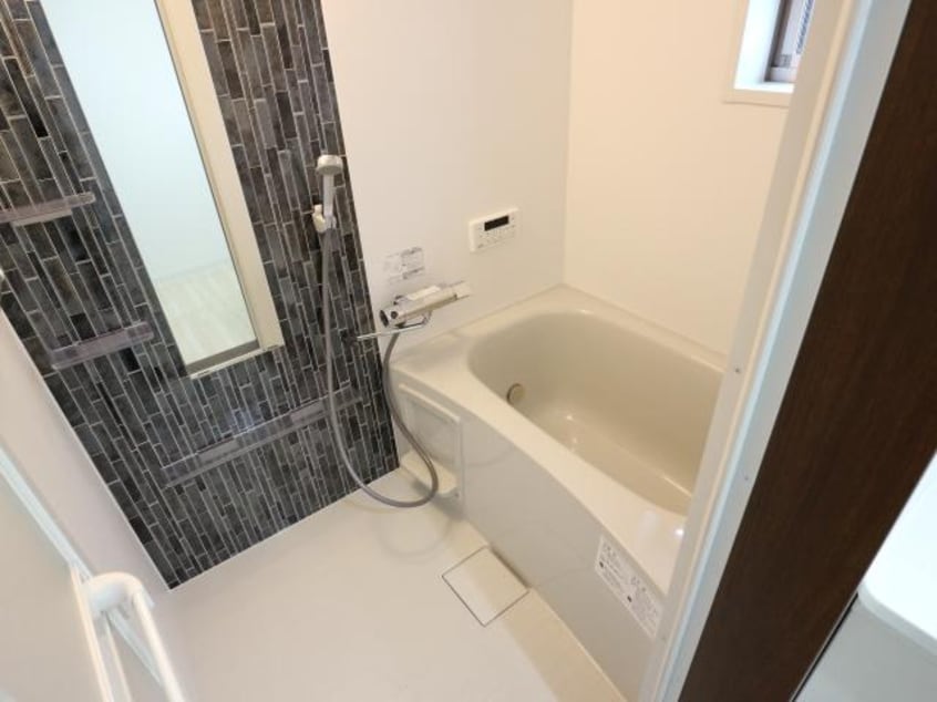  近鉄橿原線/近鉄郡山駅 徒歩8分 2階 築1年