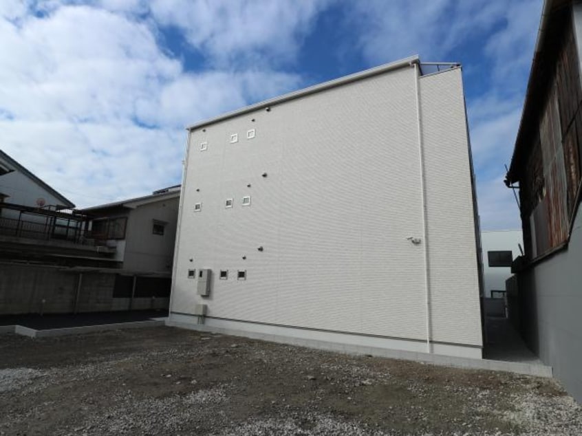  近鉄橿原線/近鉄郡山駅 徒歩8分 3階 築1年