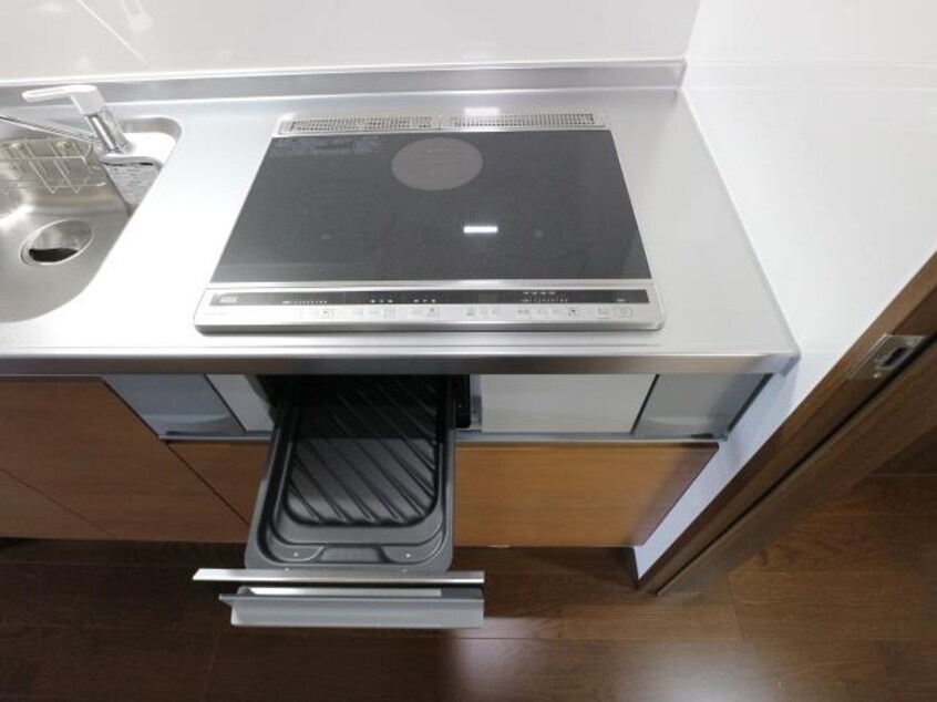  近鉄橿原線/近鉄郡山駅 徒歩8分 2階 築1年