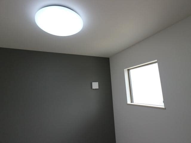  近鉄橿原線/近鉄郡山駅 徒歩5分 2階 築1年