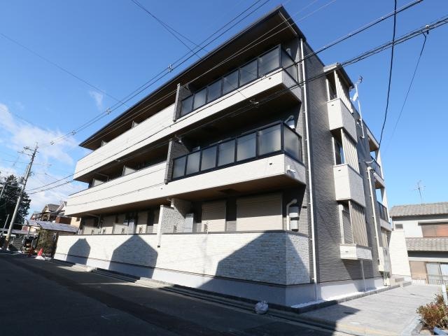  近鉄橿原線/平端駅 徒歩10分 2階 1年未満