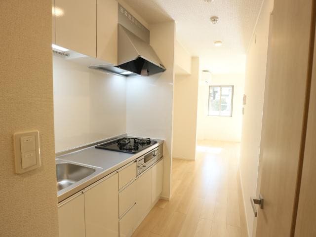  近鉄橿原線/平端駅 徒歩10分 1階 1年未満