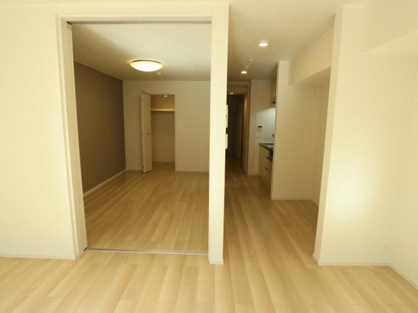  近鉄橿原線/平端駅 徒歩10分 1階 1年未満